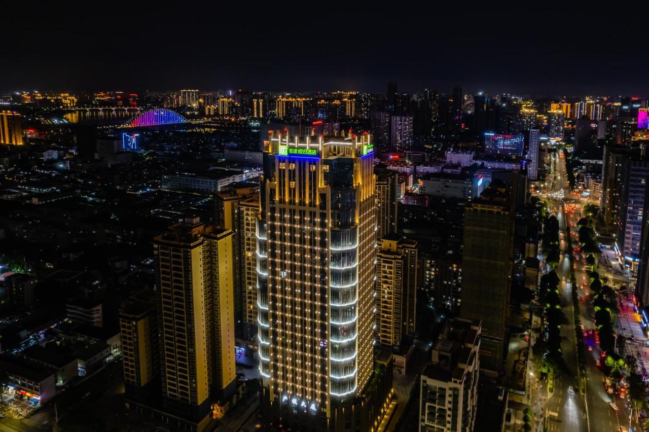 Holiday Inn Express Nanning Jiangnan By Ihg Exterior foto