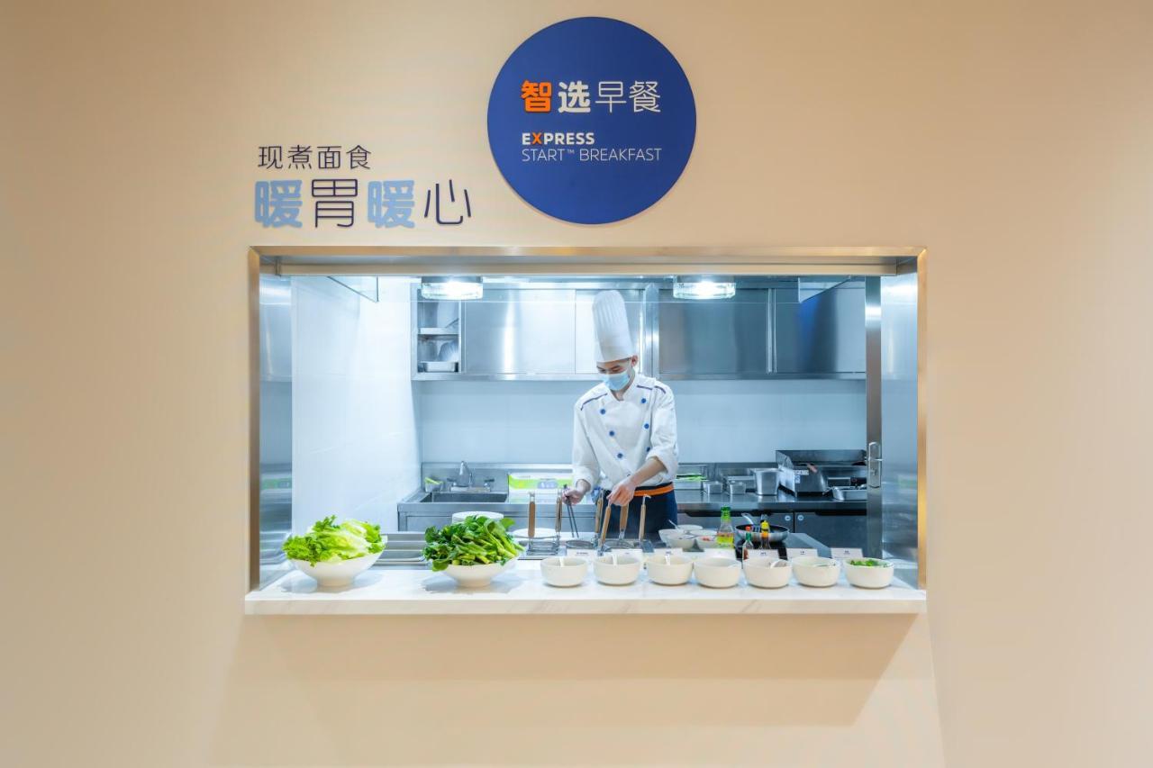 Holiday Inn Express Nanning Jiangnan By Ihg Exterior foto